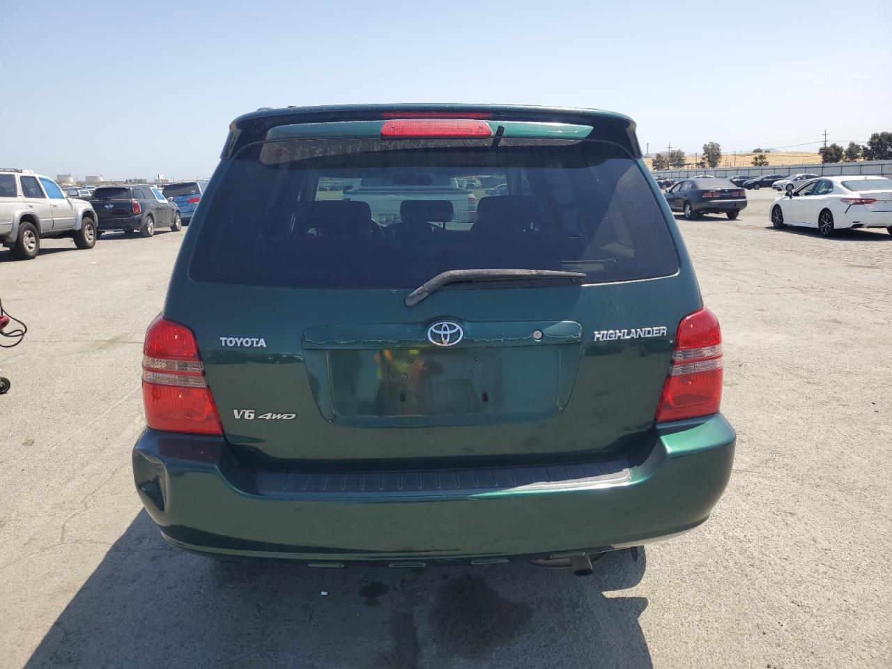 2003 TOYOTA HIGHLANDER