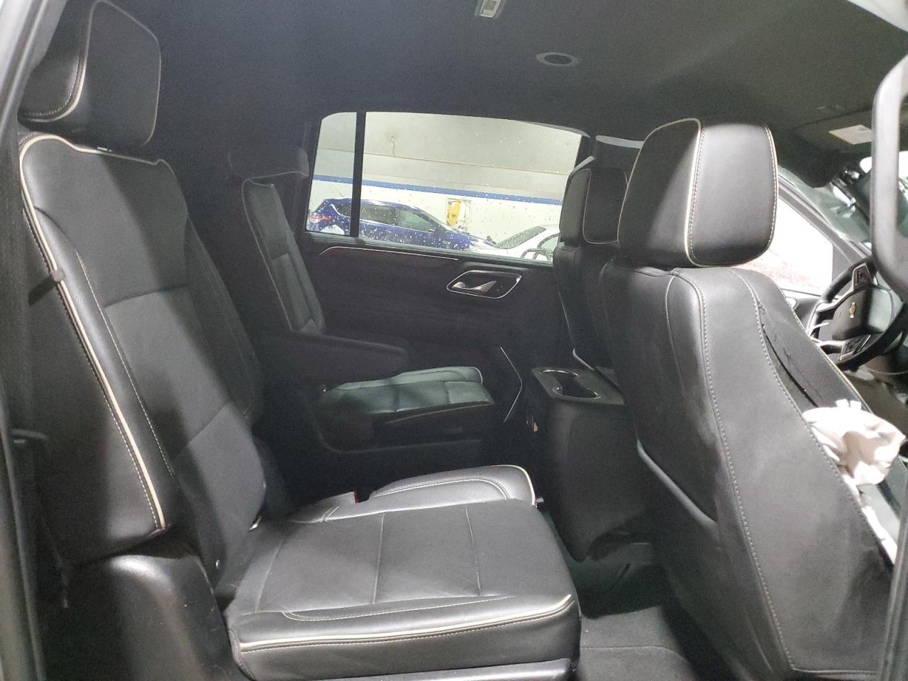 2022 CHEVROLET Suburban