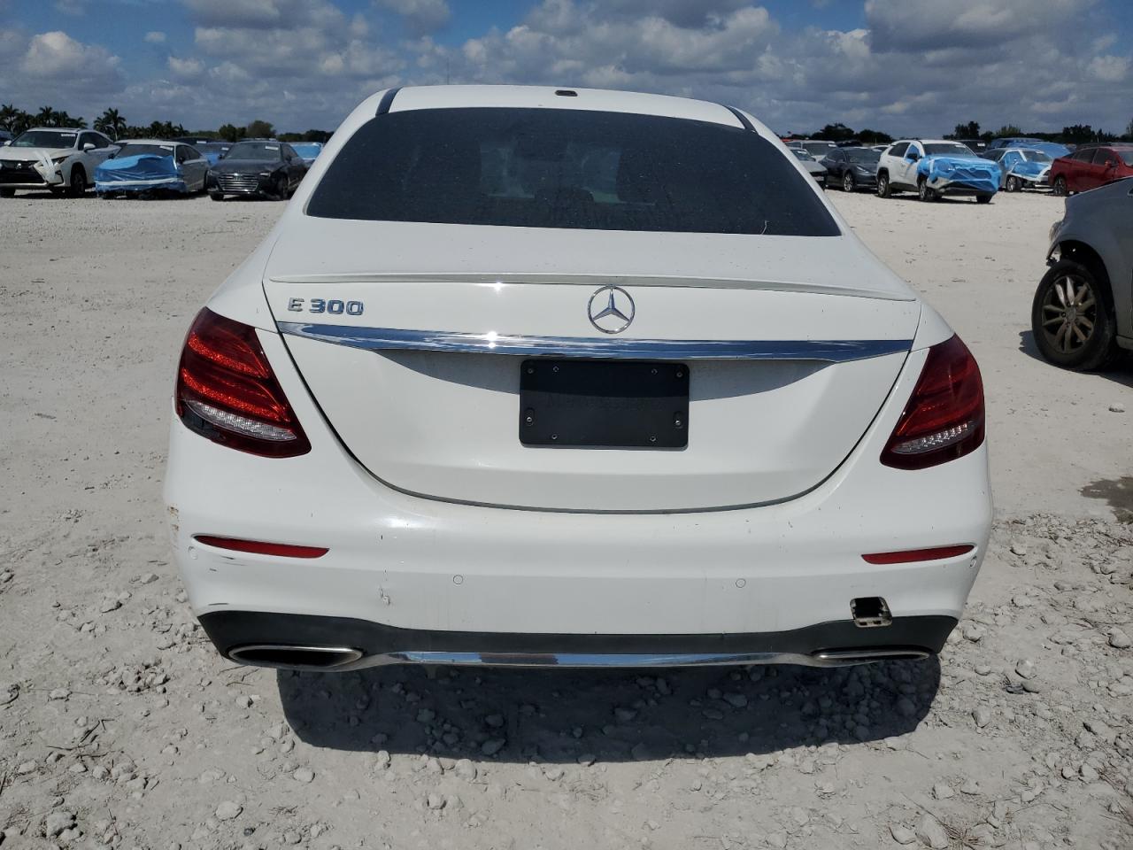 2017 MERCEDES-BENZ E-Class