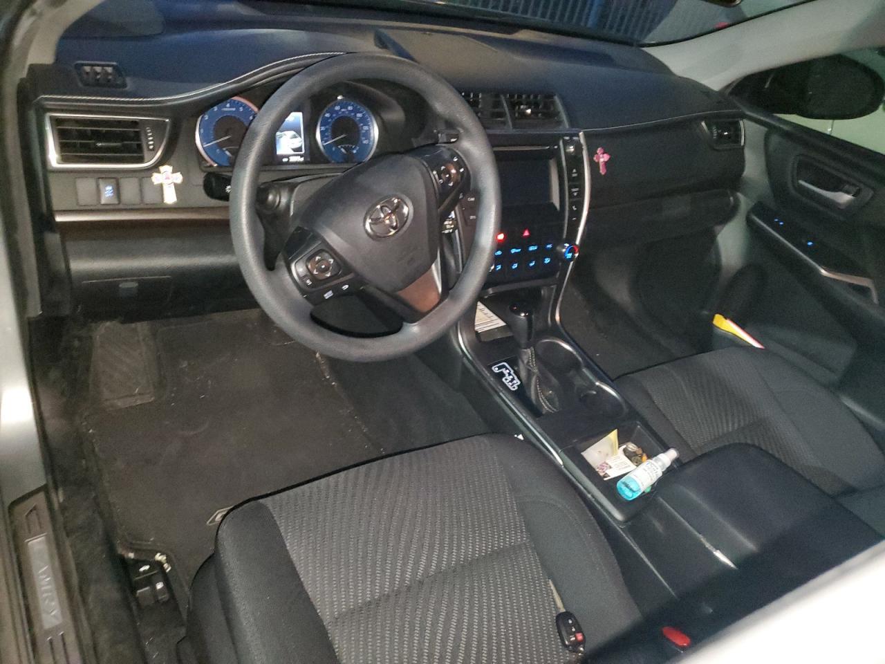 2017 TOYOTA CAMRY