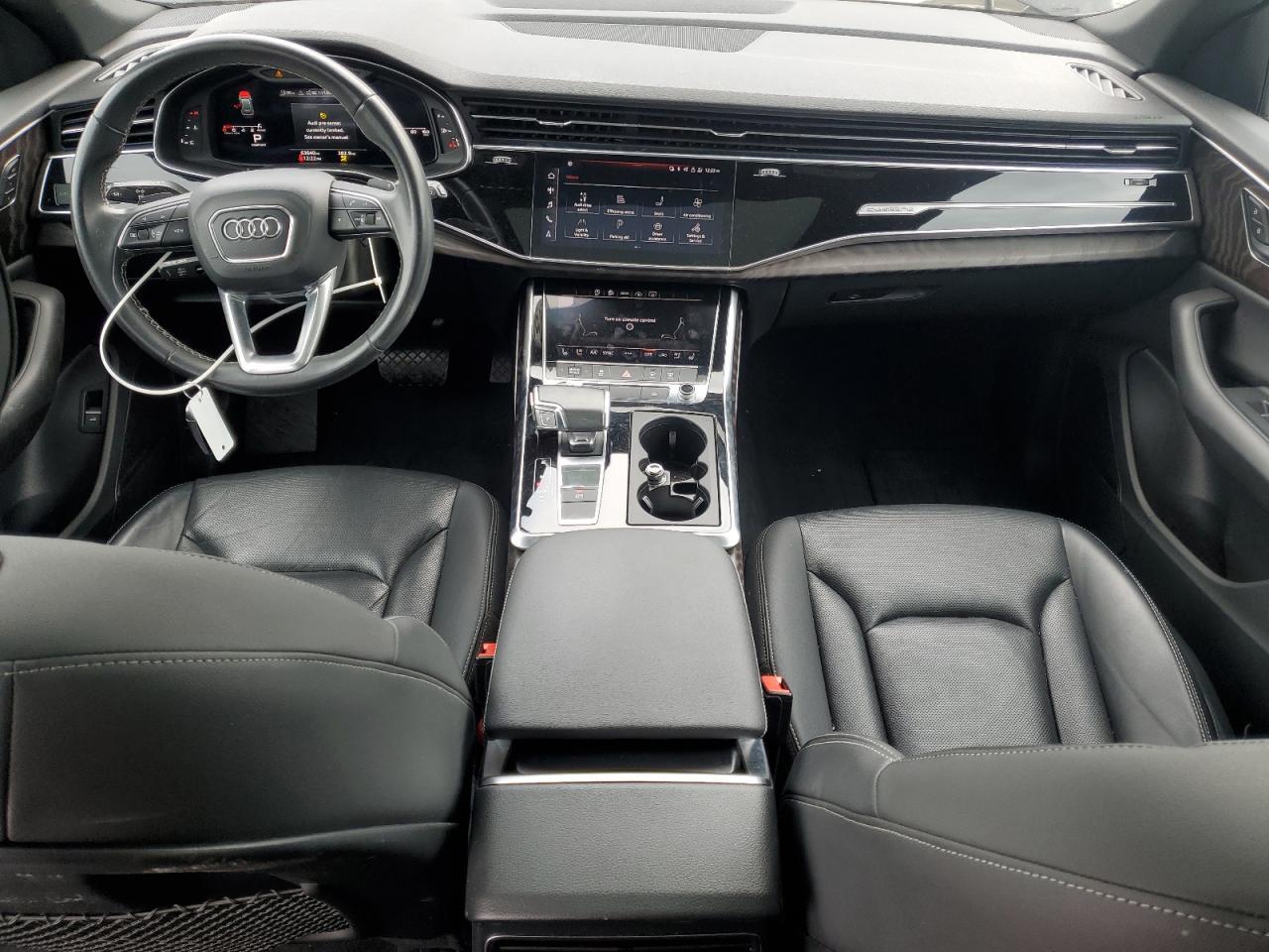 2021 AUDI Q8