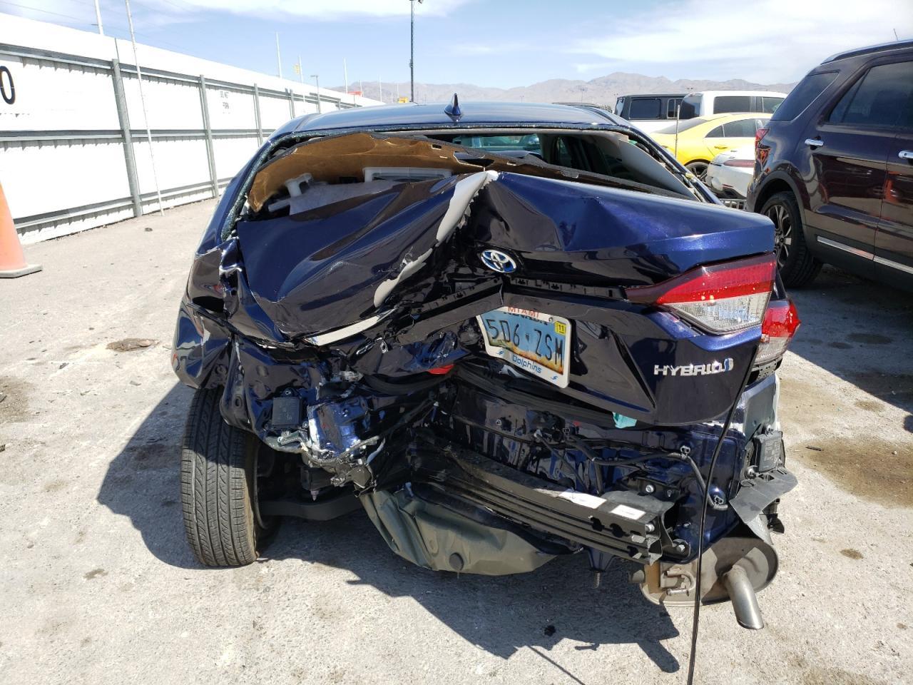 2021 TOYOTA COROLLA