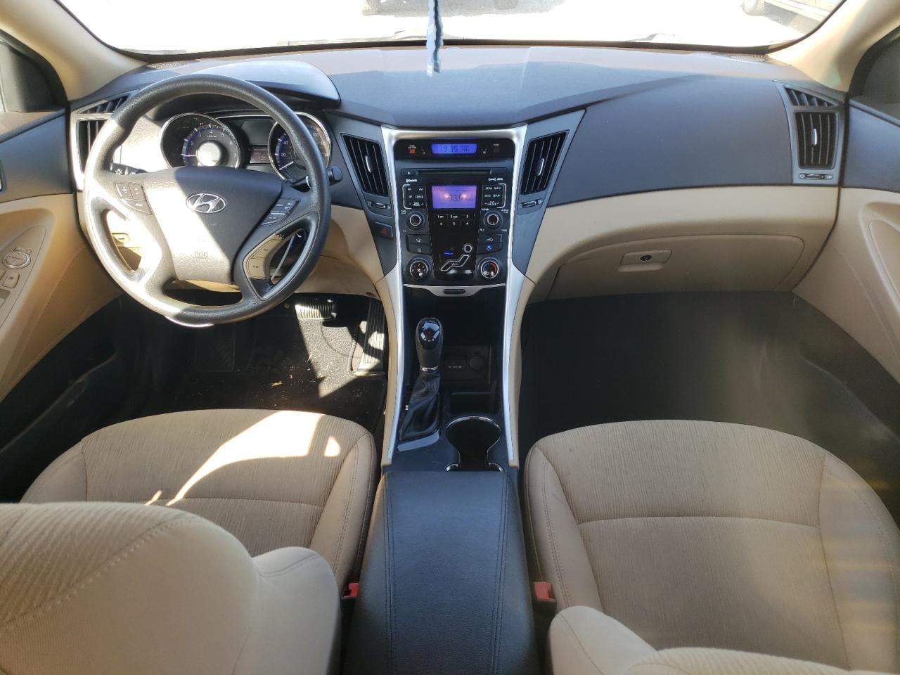 2011 HYUNDAI SONATA