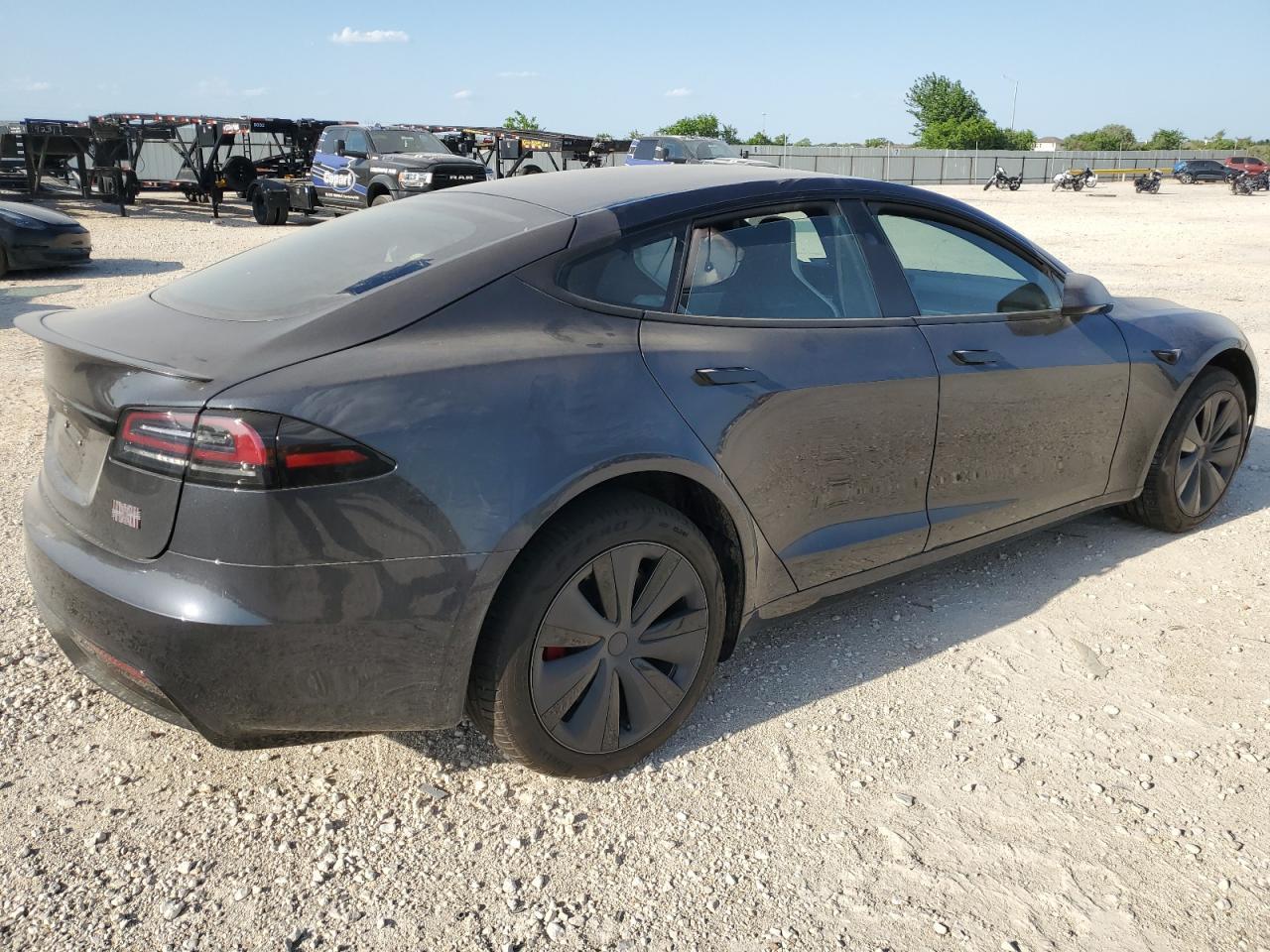 2025 TESLA MODEL S