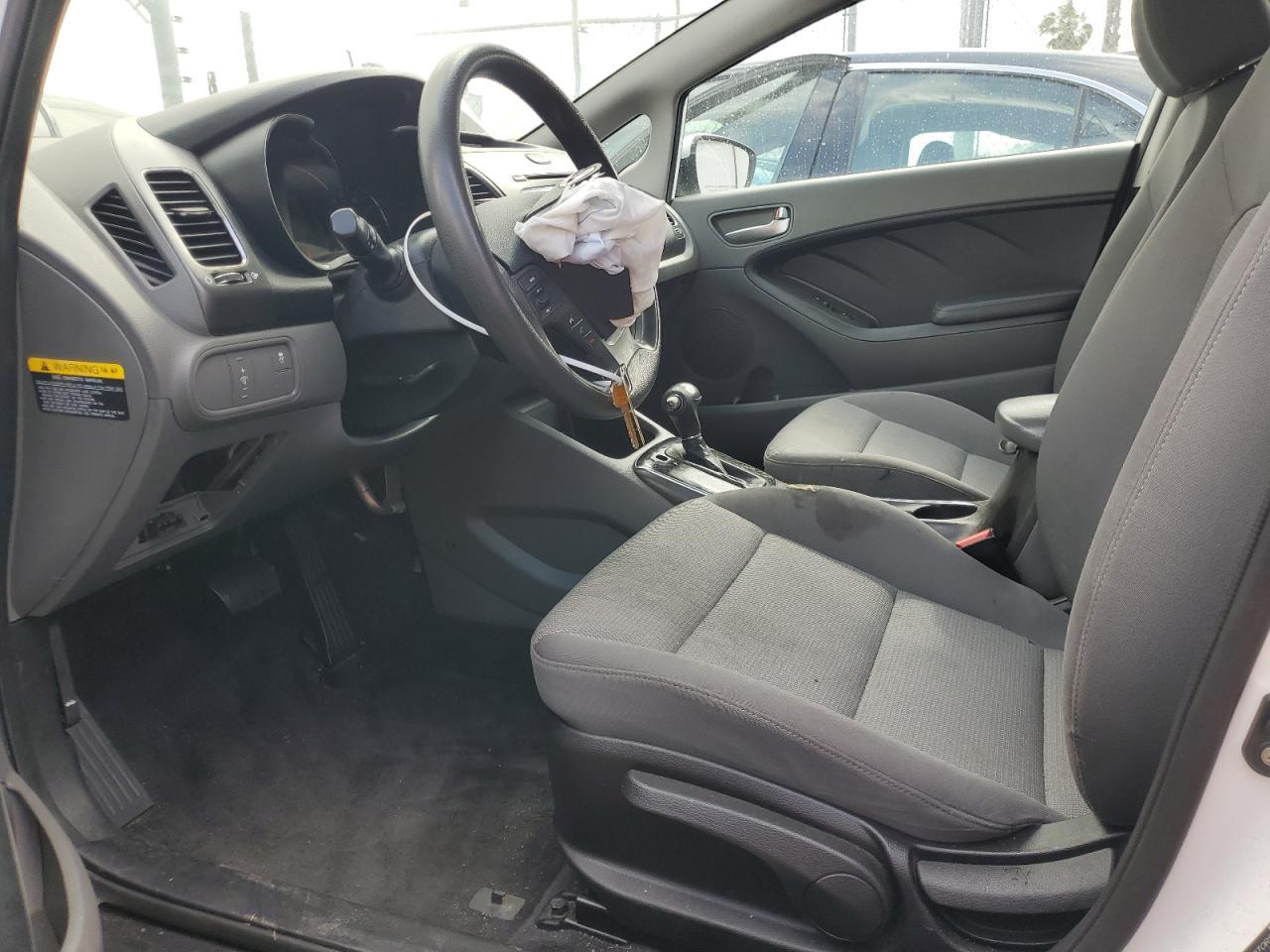 2017 KIA FORTE