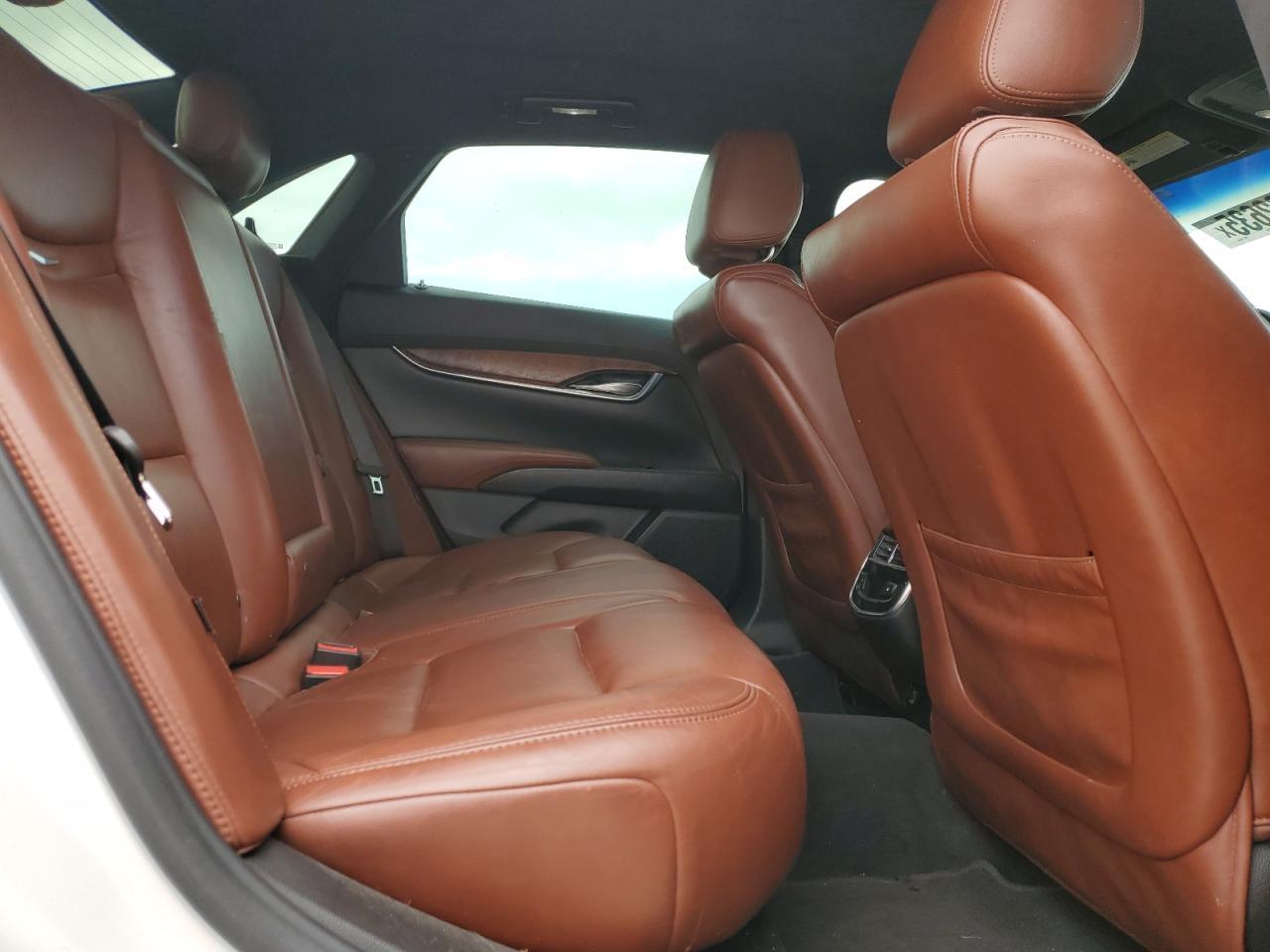 2016 CADILLAC XTS