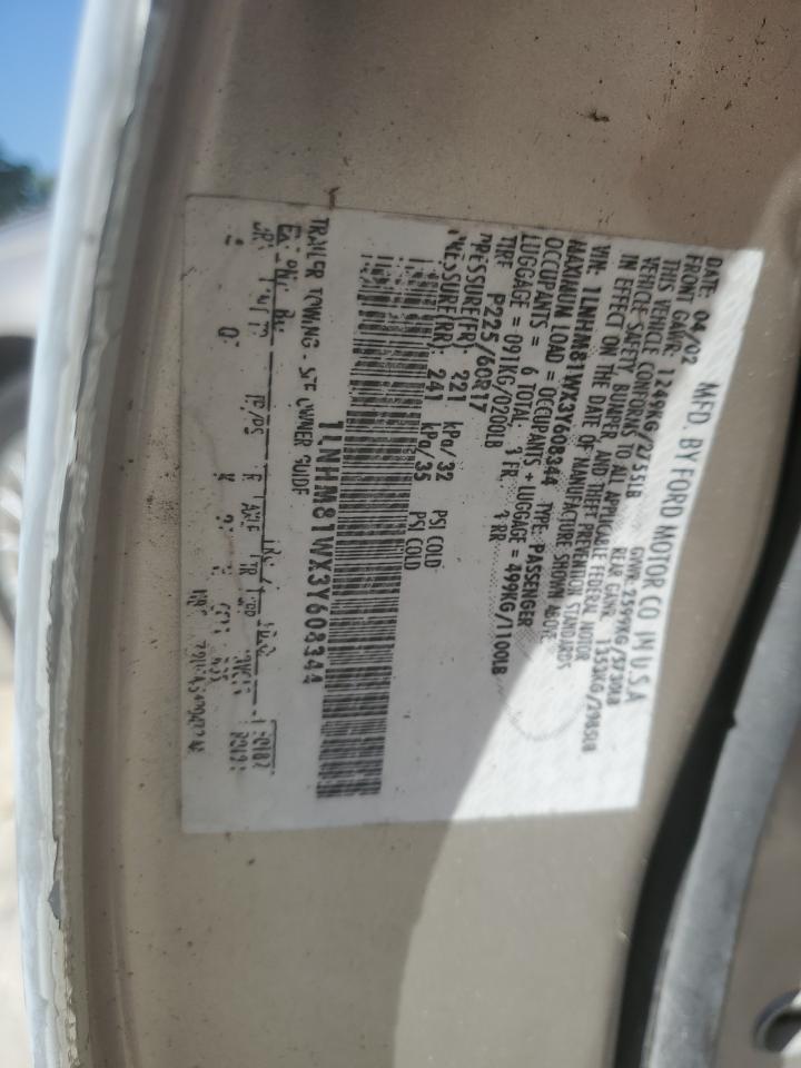 2003 LINCOLN Town Car