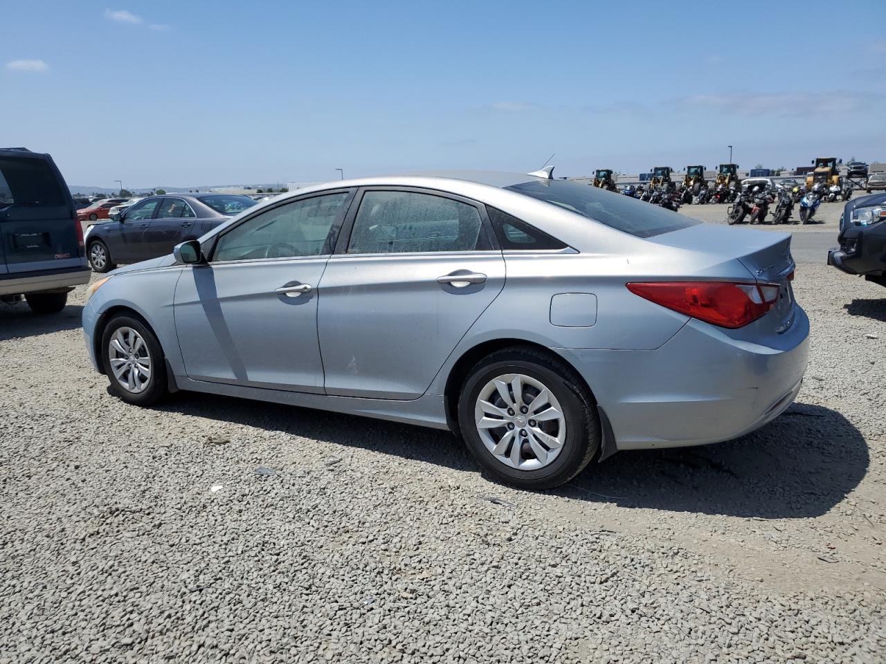 2011 HYUNDAI SONATA