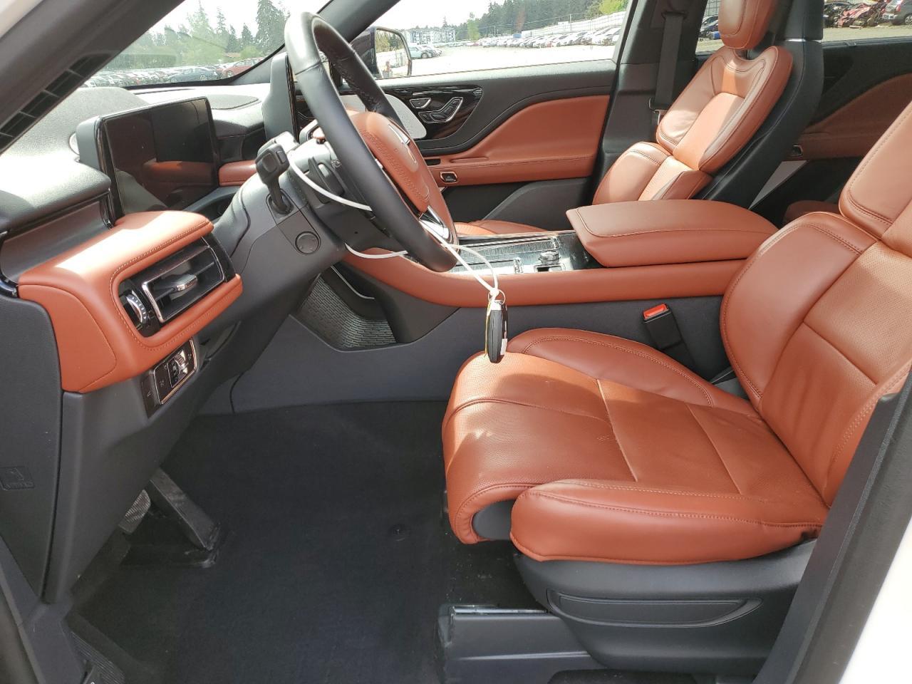 2025 LINCOLN Aviator