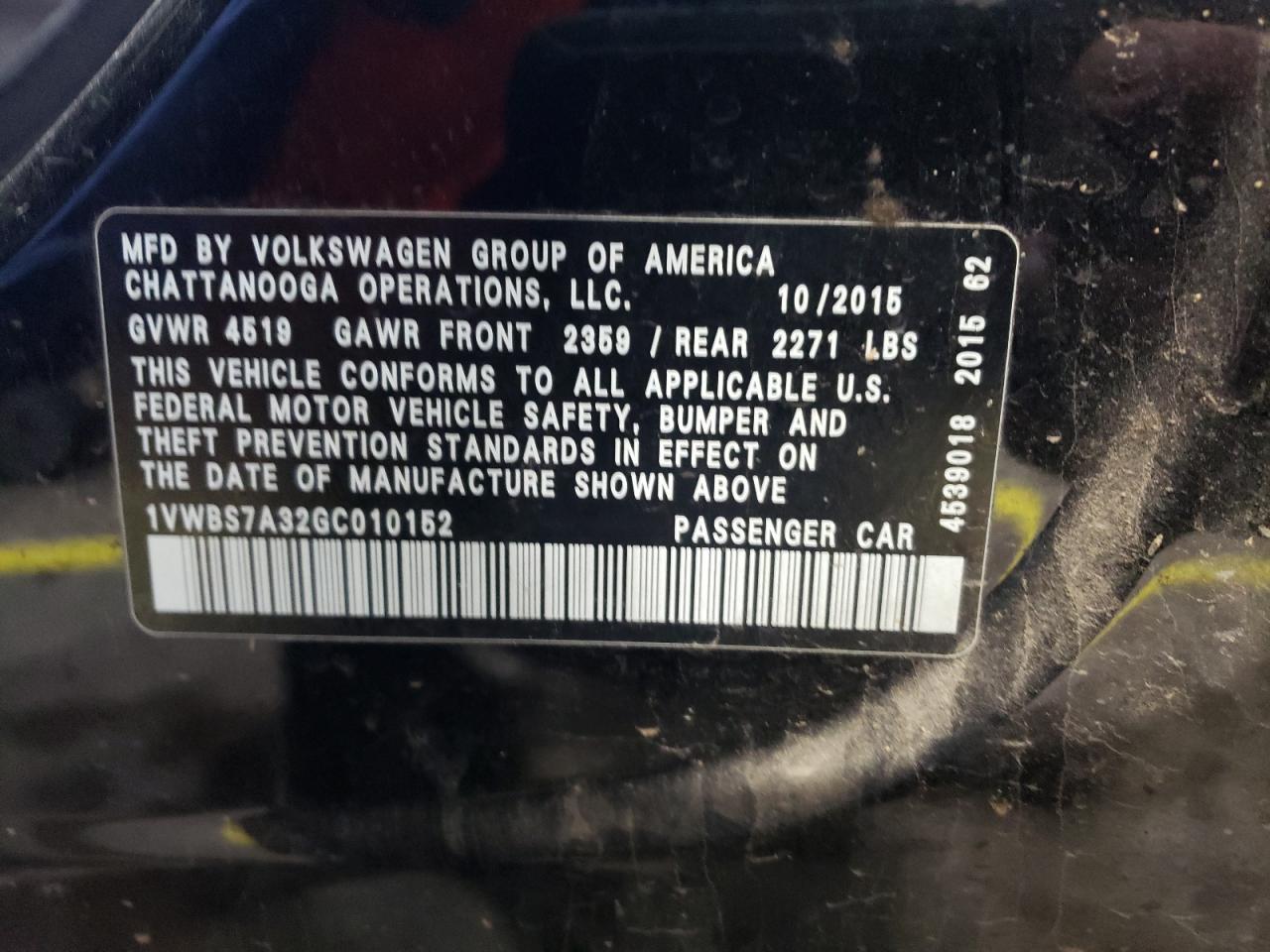 2016 VOLKSWAGEN Passat