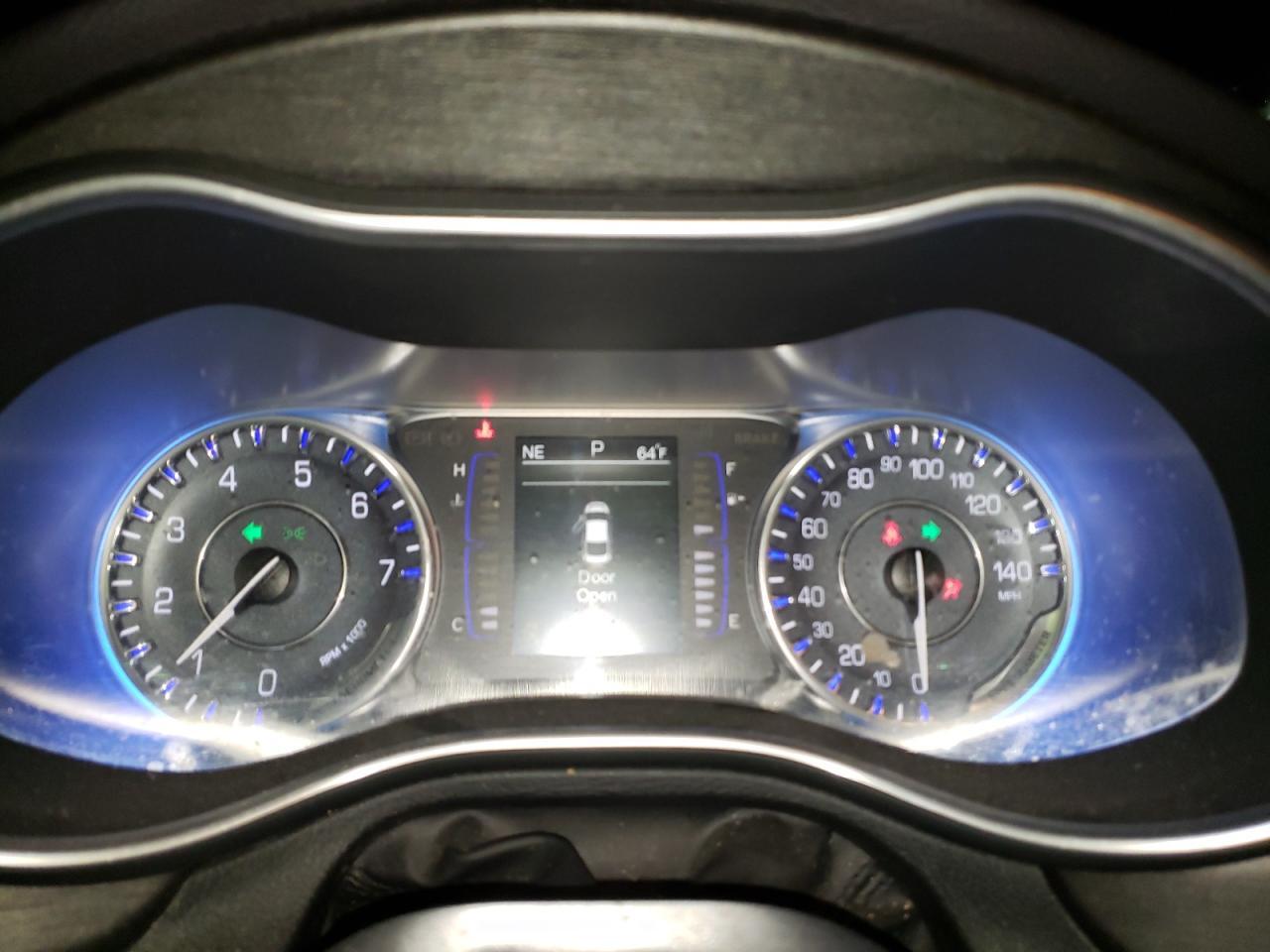 2015 CHRYSLER 200