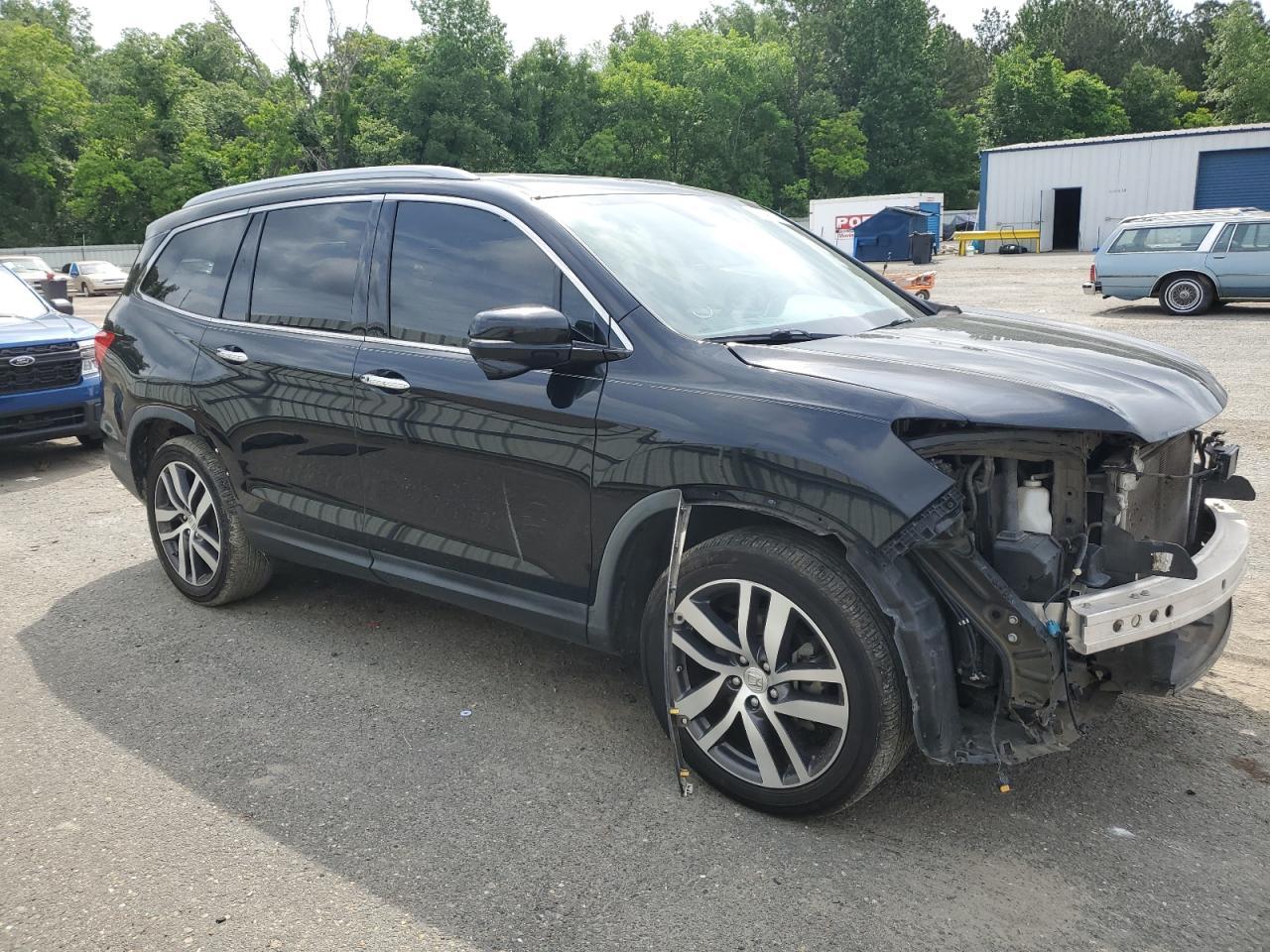 2017 HONDA PILOT