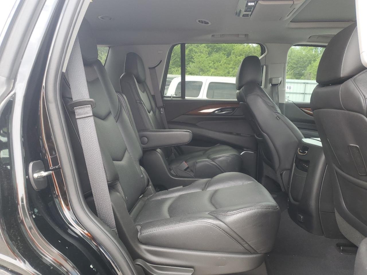2018 CADILLAC ESCALADE