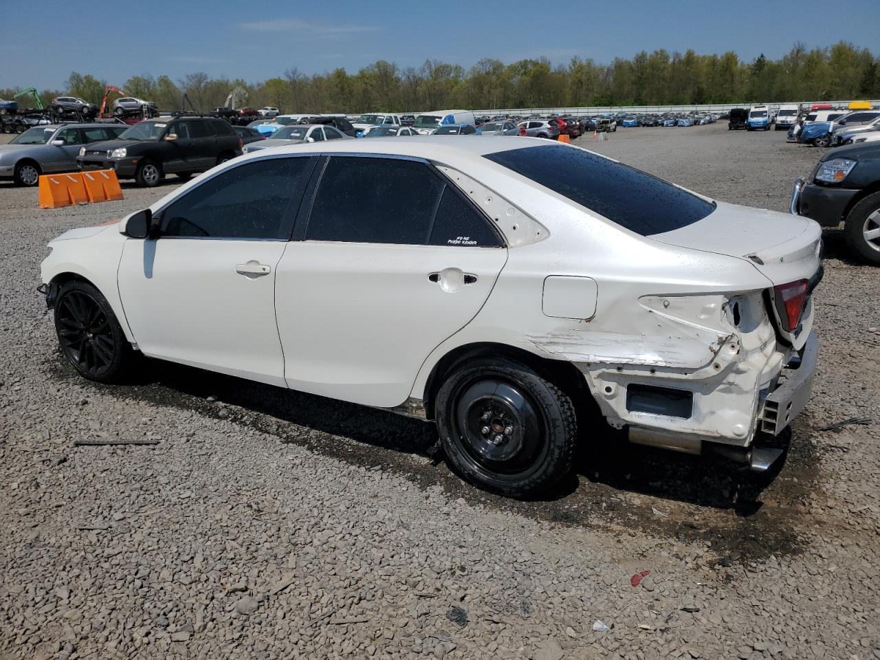 2016 TOYOTA CAMRY