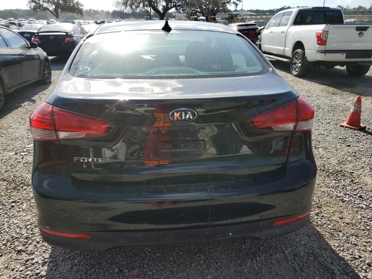 2018 KIA FORTE