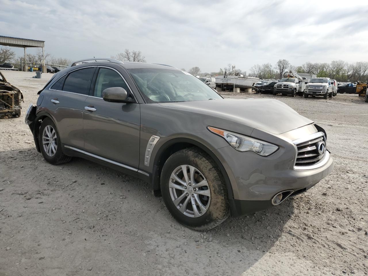 2013 INFINITI FX37