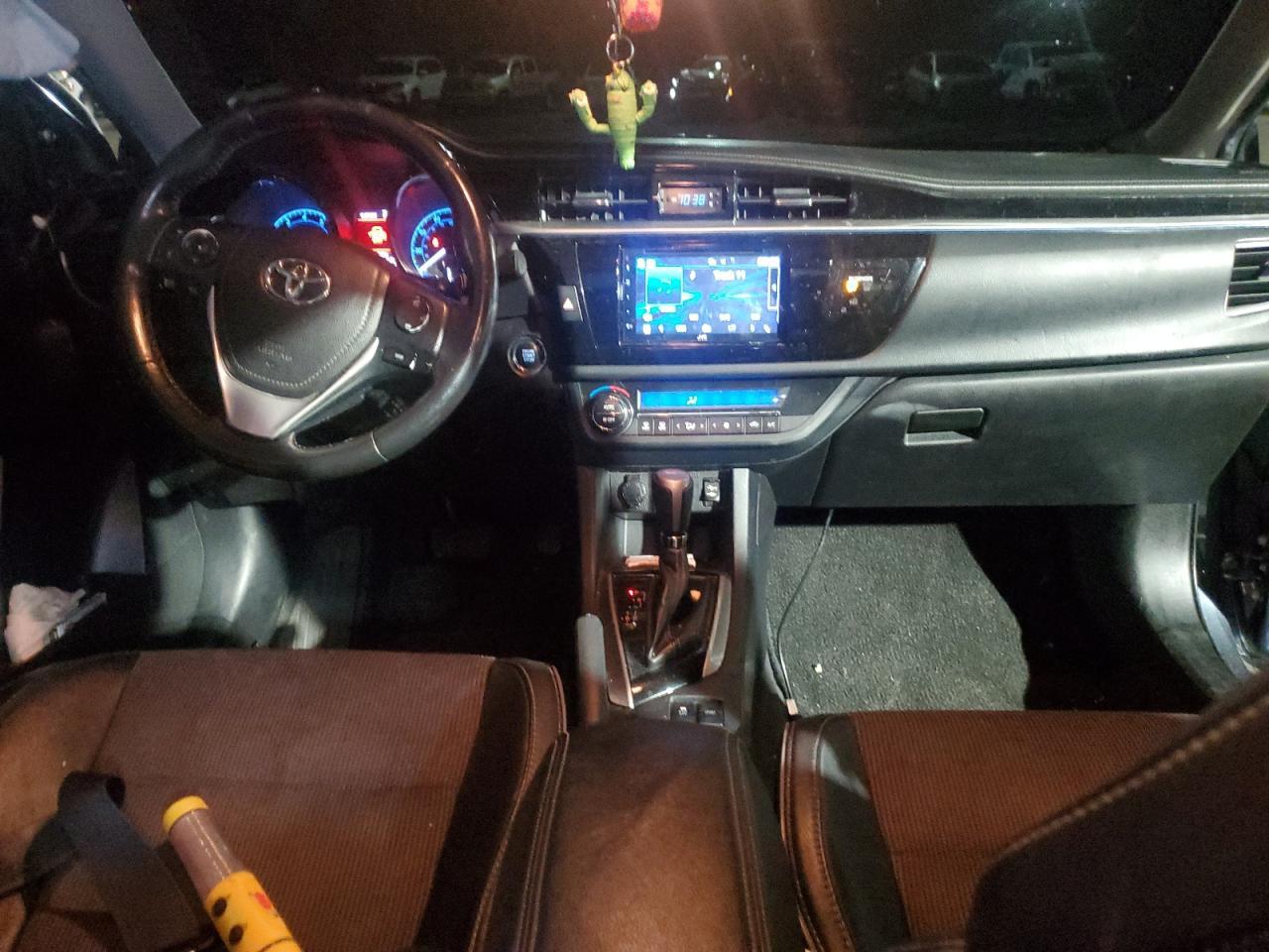 2016 TOYOTA COROLLA
