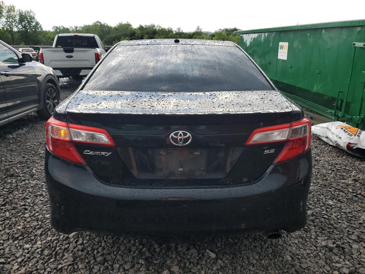 2014 TOYOTA CAMRY