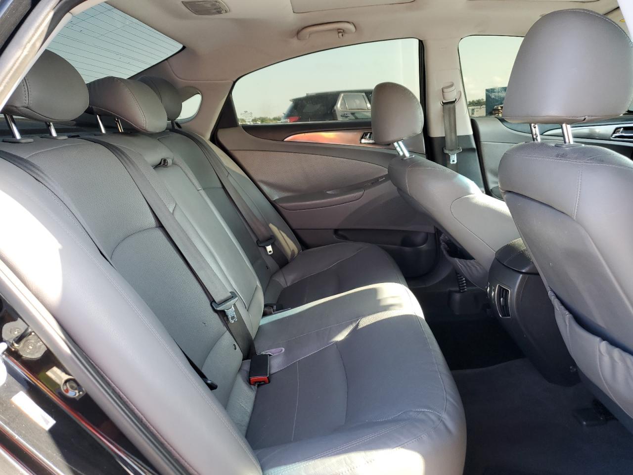 2012 HYUNDAI SONATA