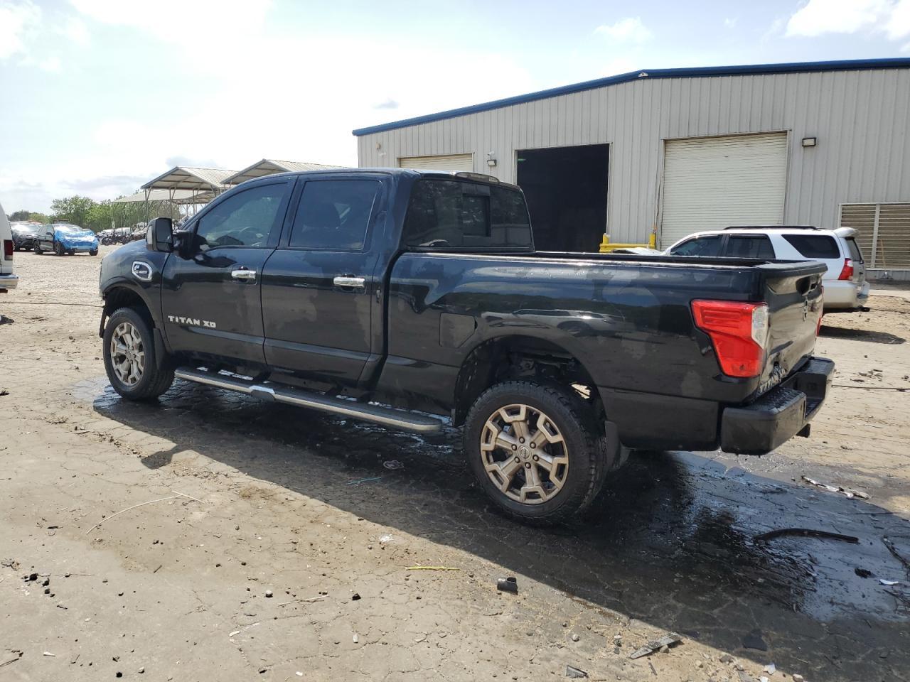 2016 NISSAN Titan