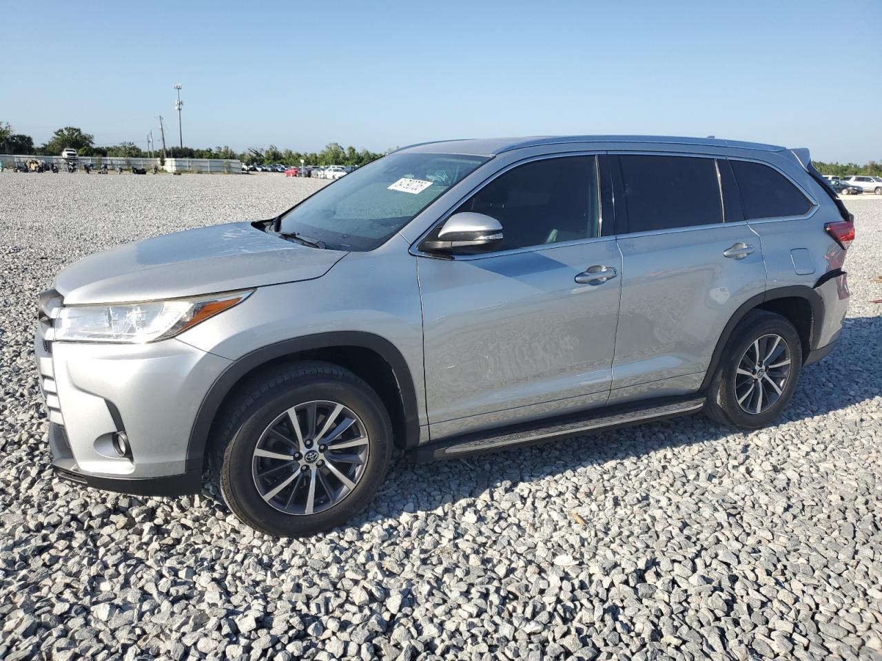 2018 TOYOTA HIGHLANDER