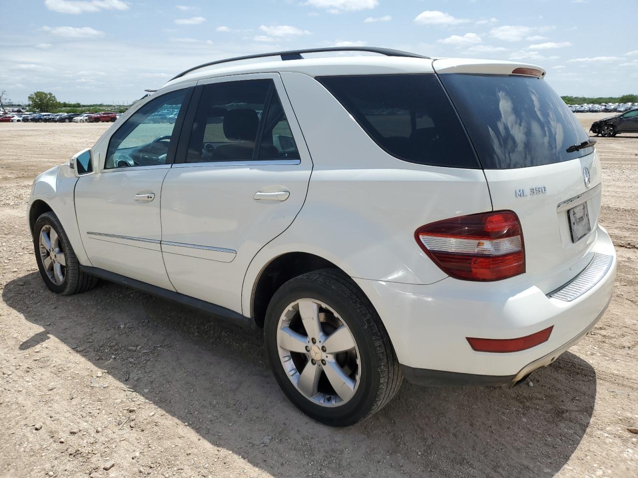 2011 MERCEDES-BENZ ML-Class