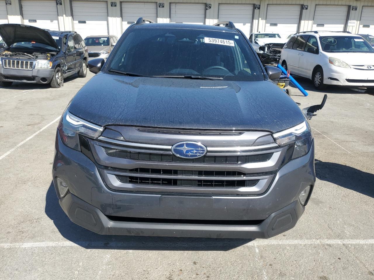 2025 SUBARU FORESTER