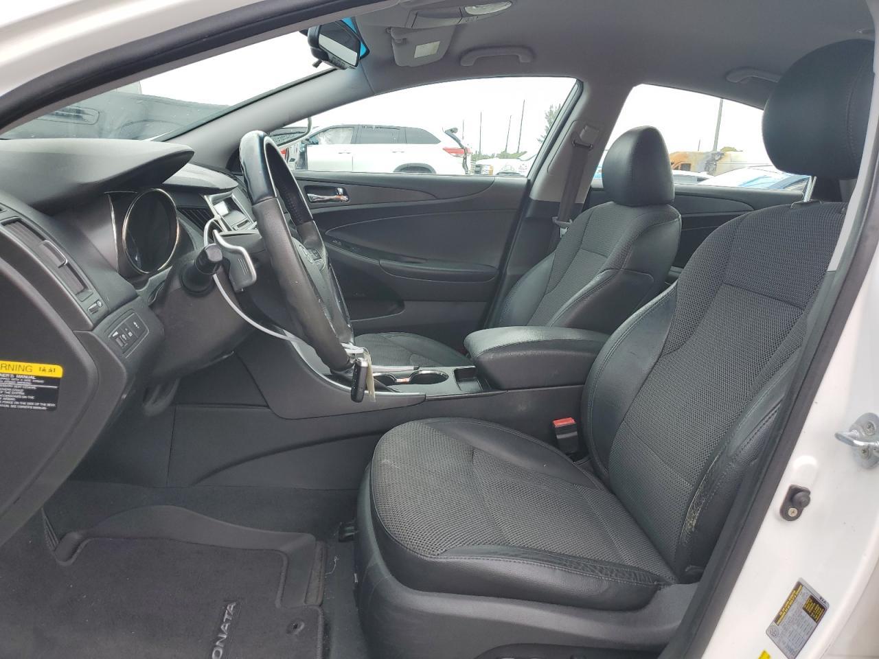 2012 HYUNDAI SONATA