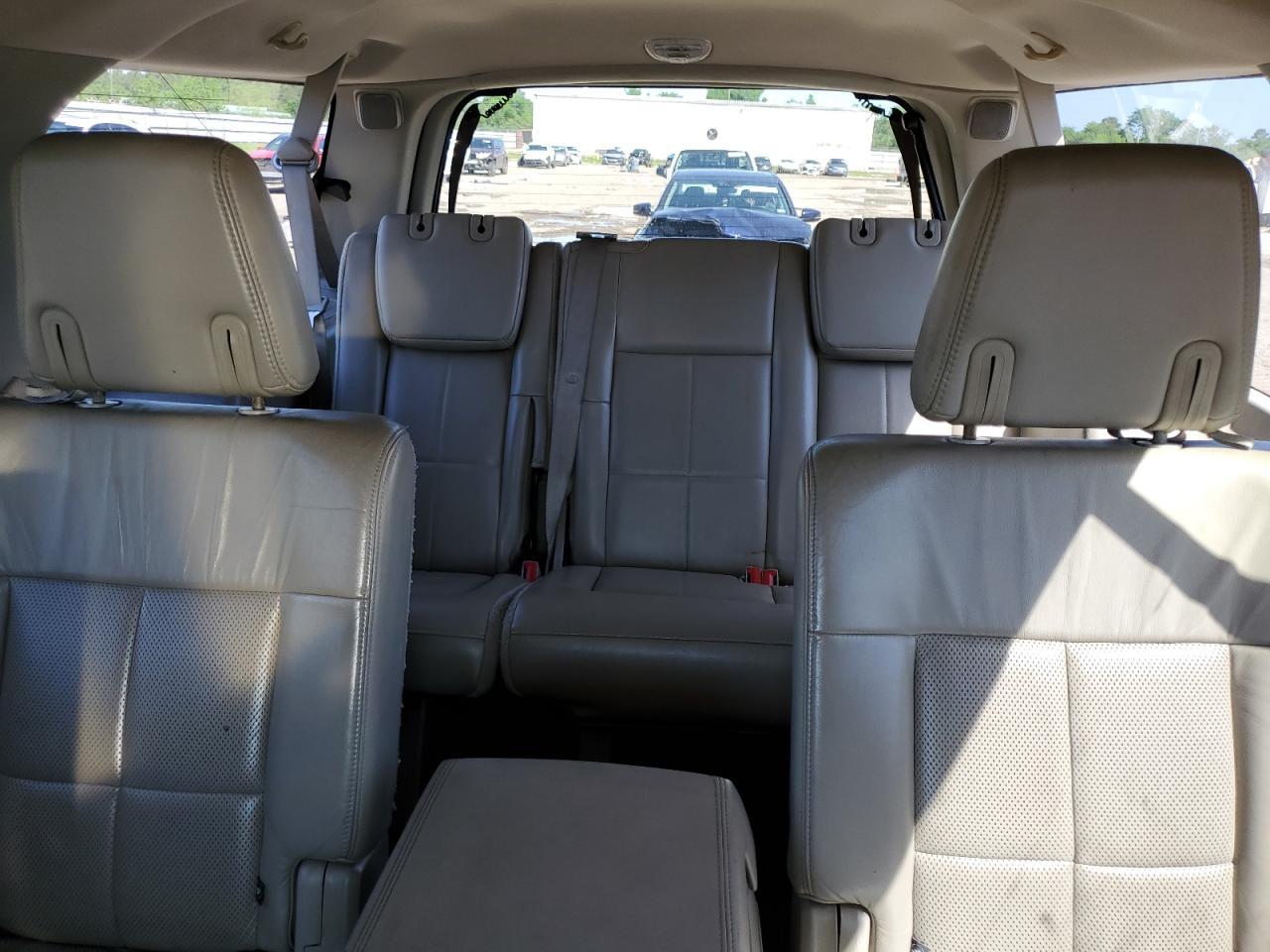 2012 LINCOLN Navigator