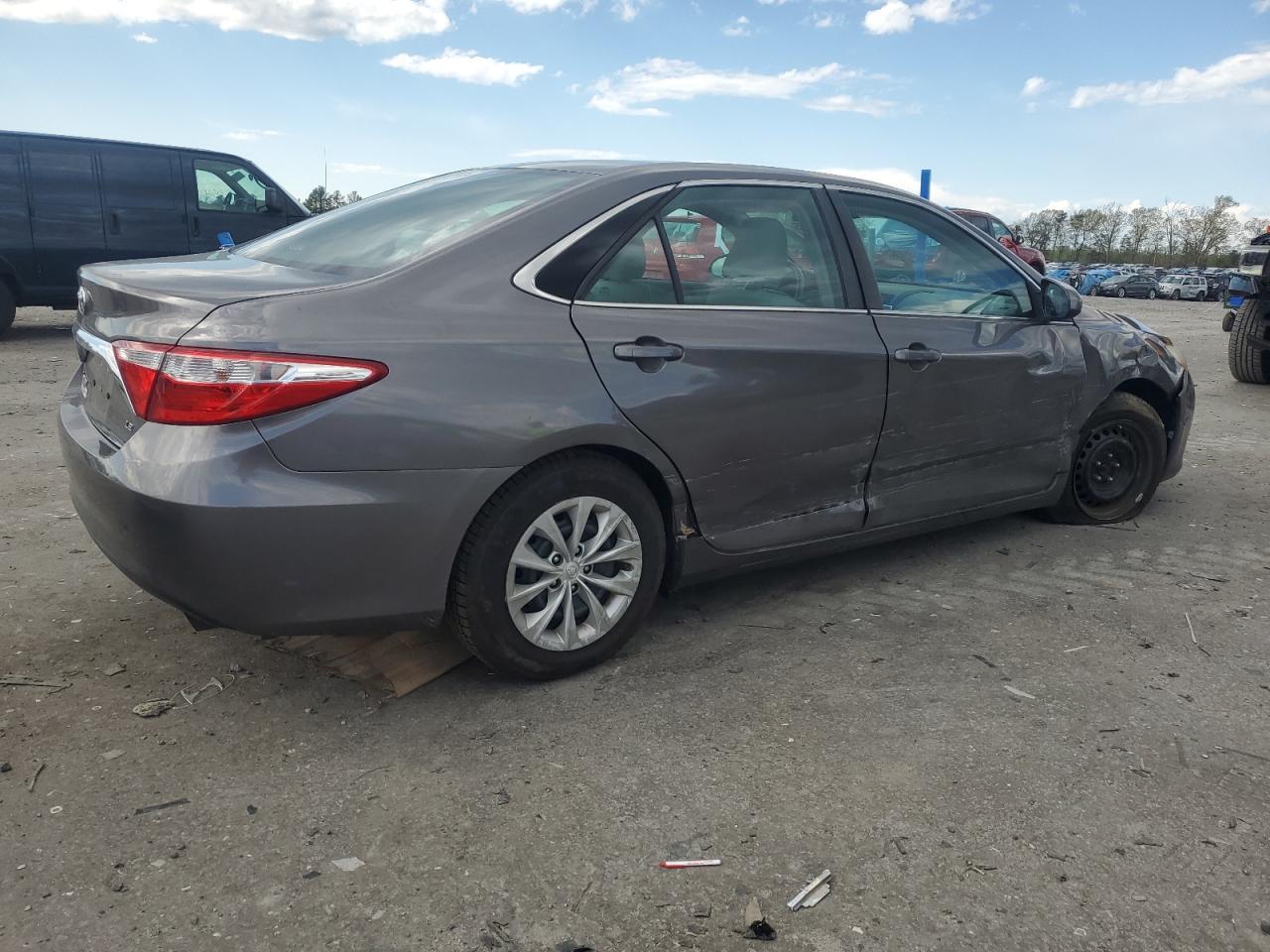 2016 TOYOTA CAMRY