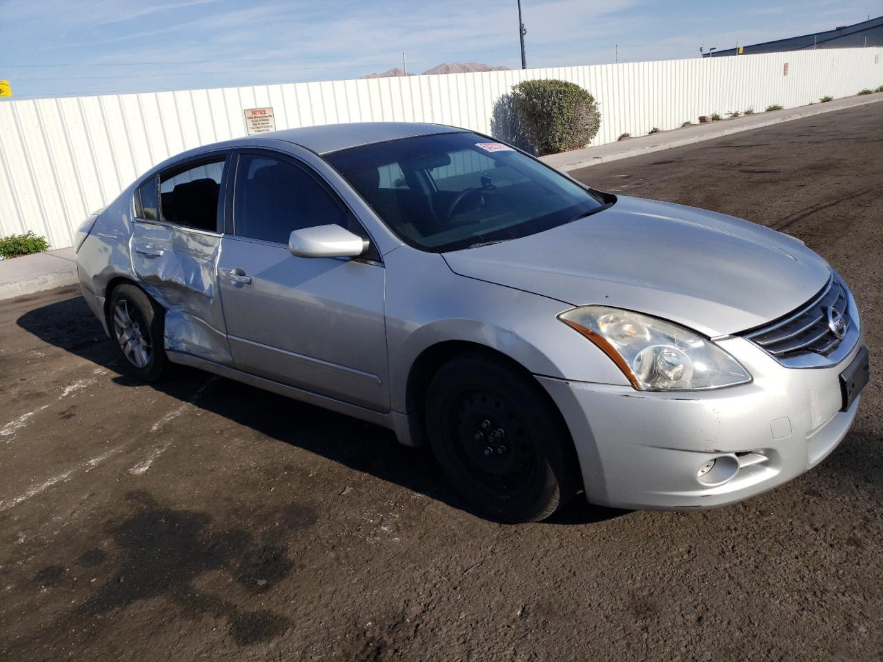 2012 NISSAN ALTIMA