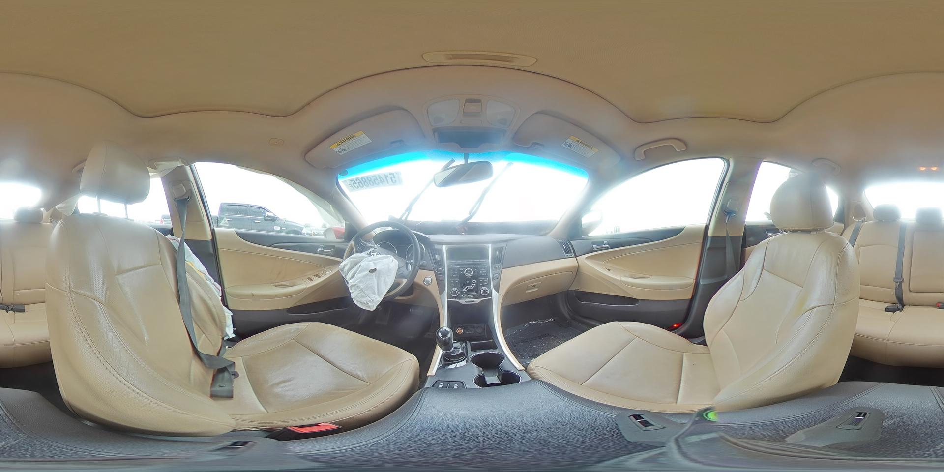 2011 HYUNDAI SONATA
