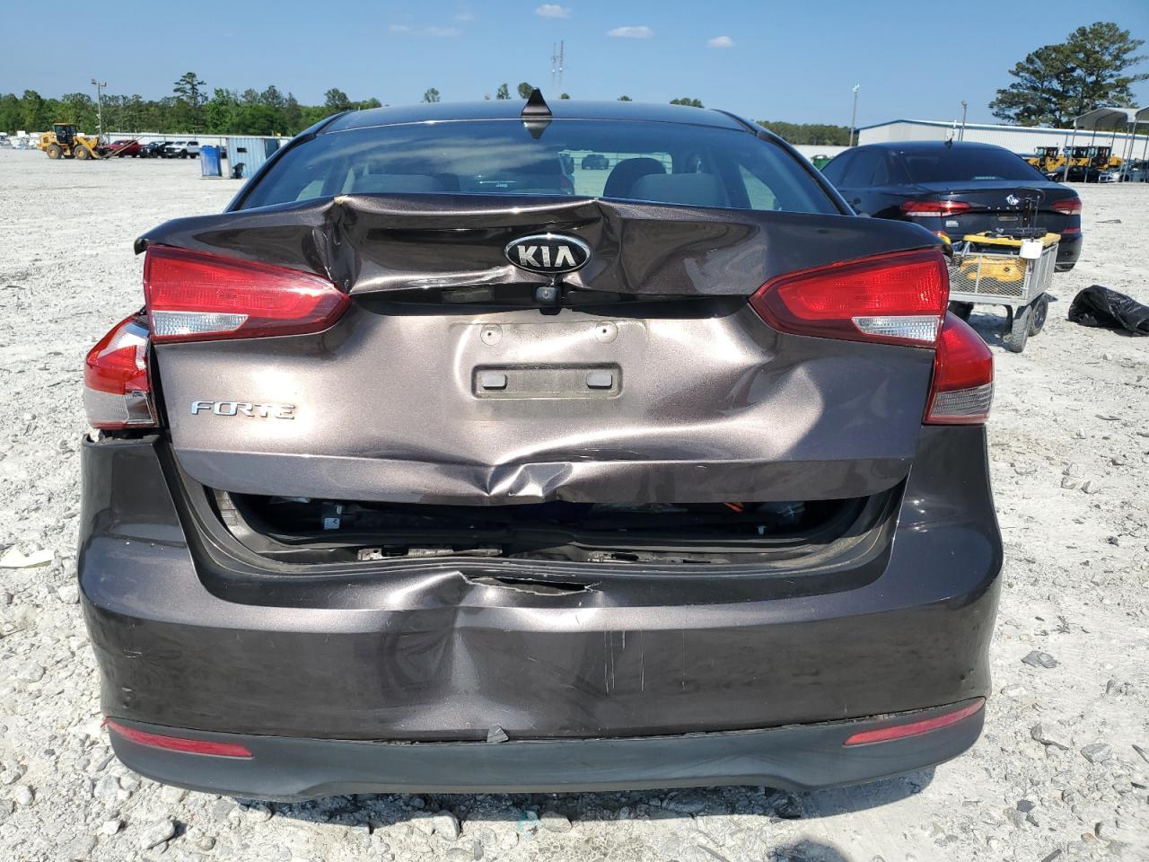 2018 KIA FORTE