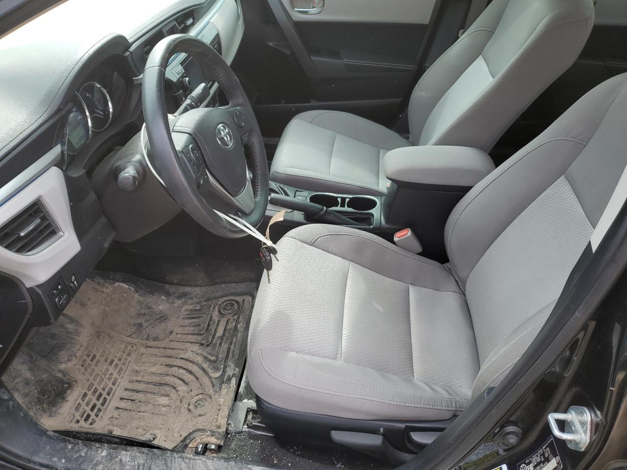 2015 TOYOTA COROLLA