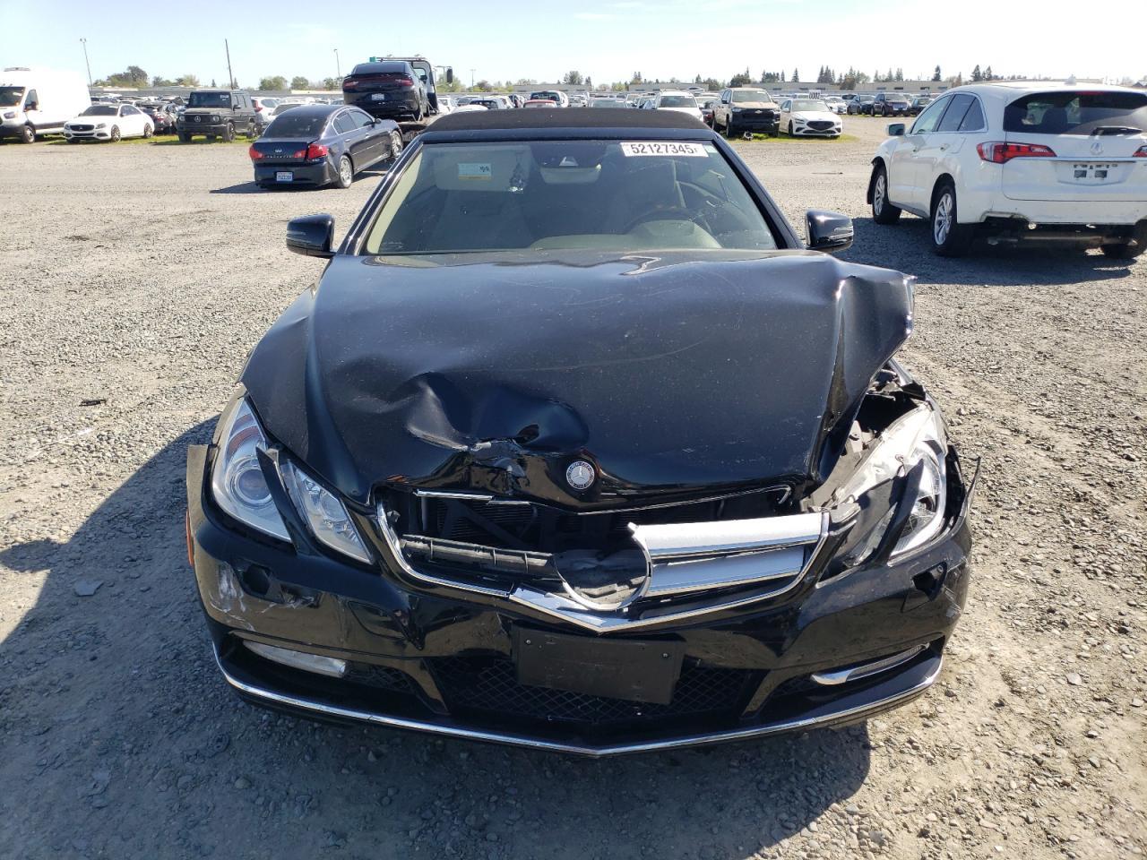 2013 MERCEDES-BENZ E-Class