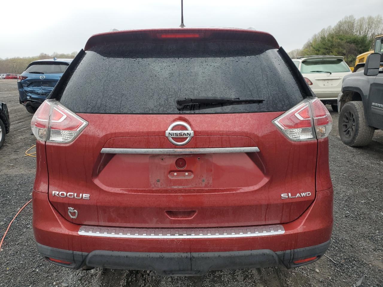 2016 NISSAN ROGUE