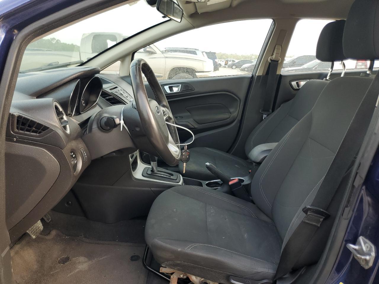 2016 FORD Fiesta