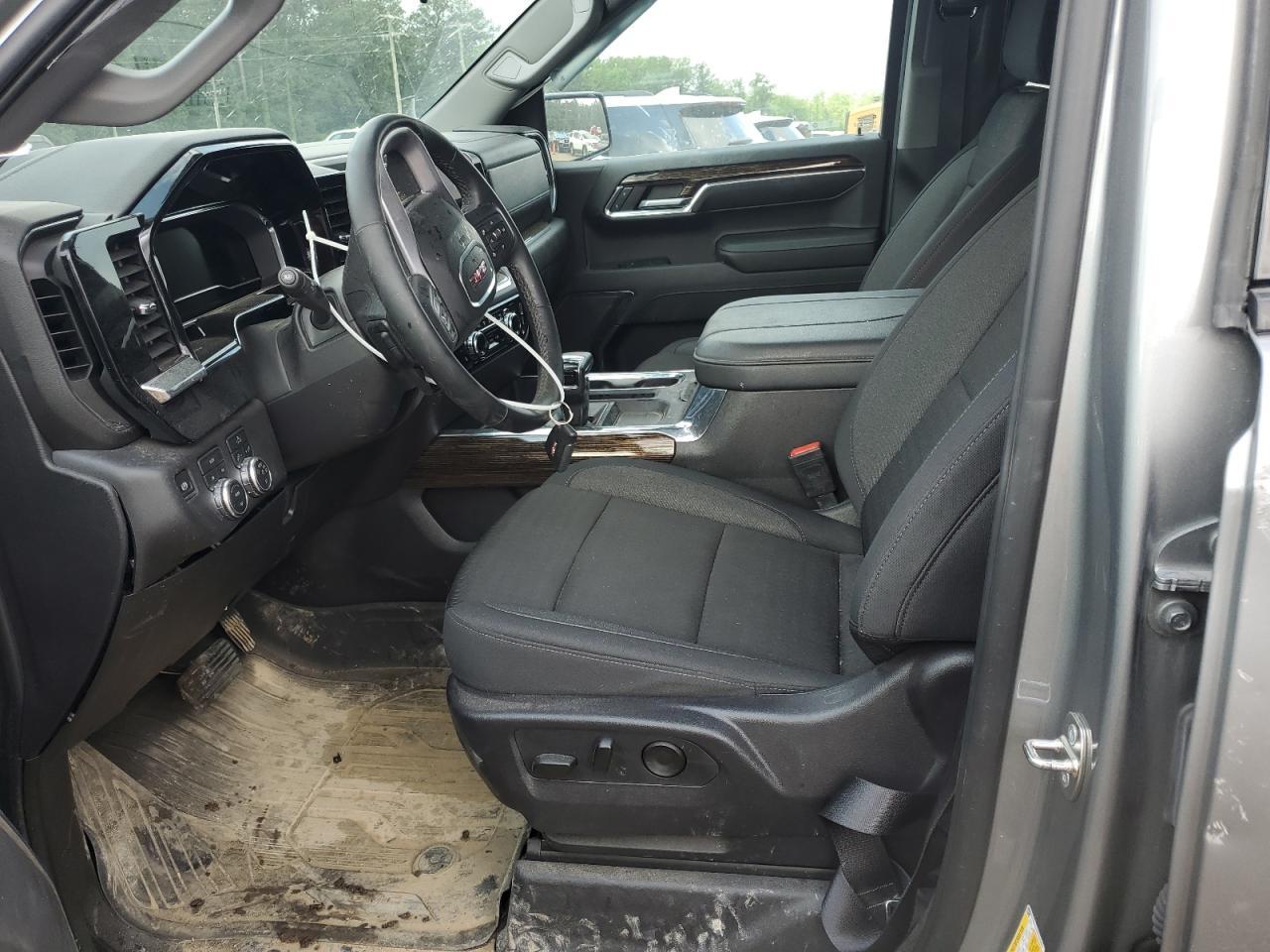2024 GMC Sierra