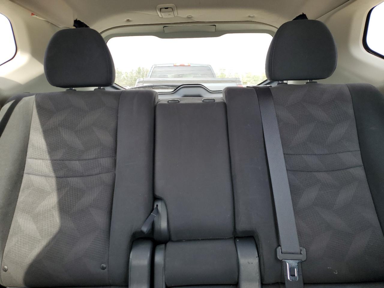 2015 NISSAN ROGUE