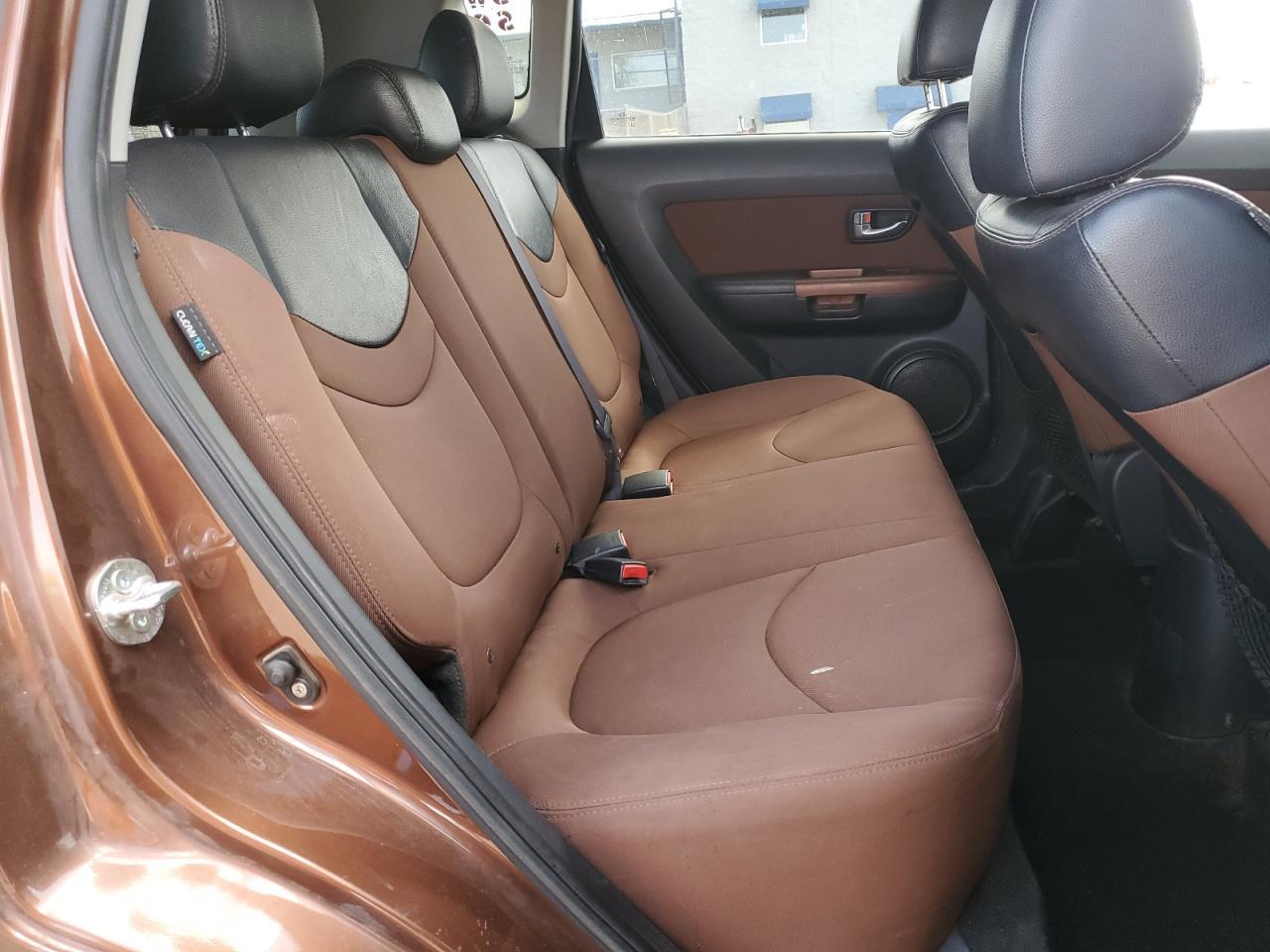2012 KIA SOUL