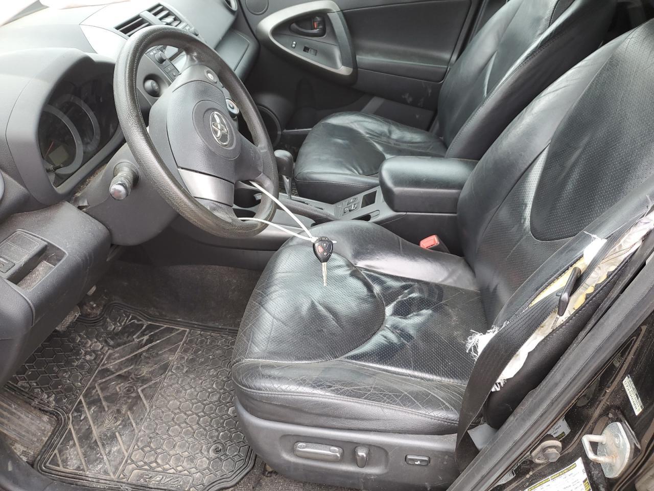 2011 TOYOTA RAV4