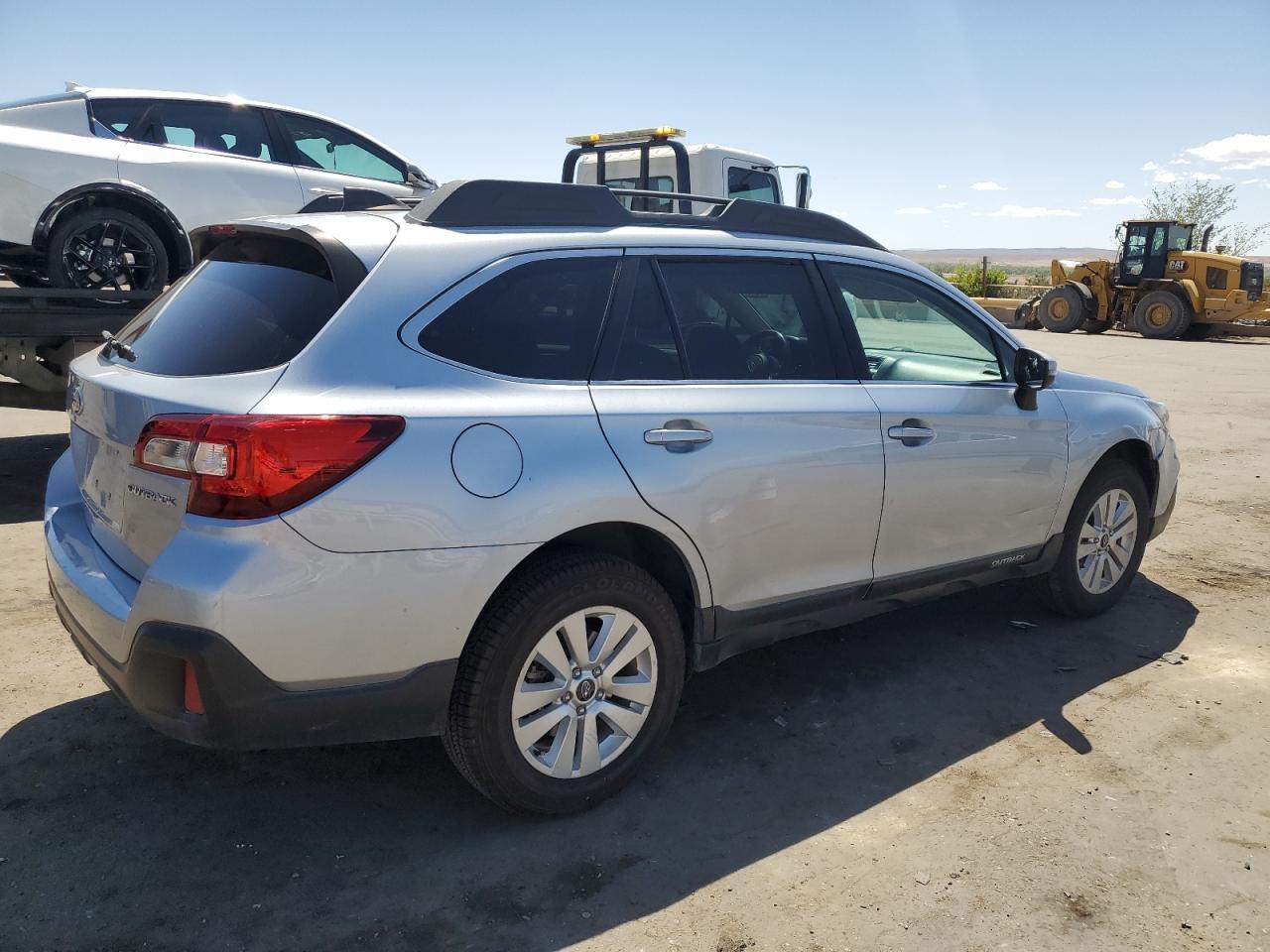 2018 SUBARU Outback
