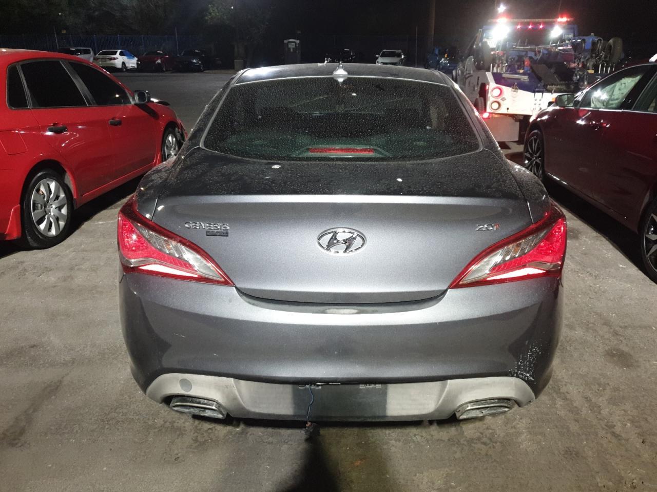 2014 HYUNDAI GENESIS