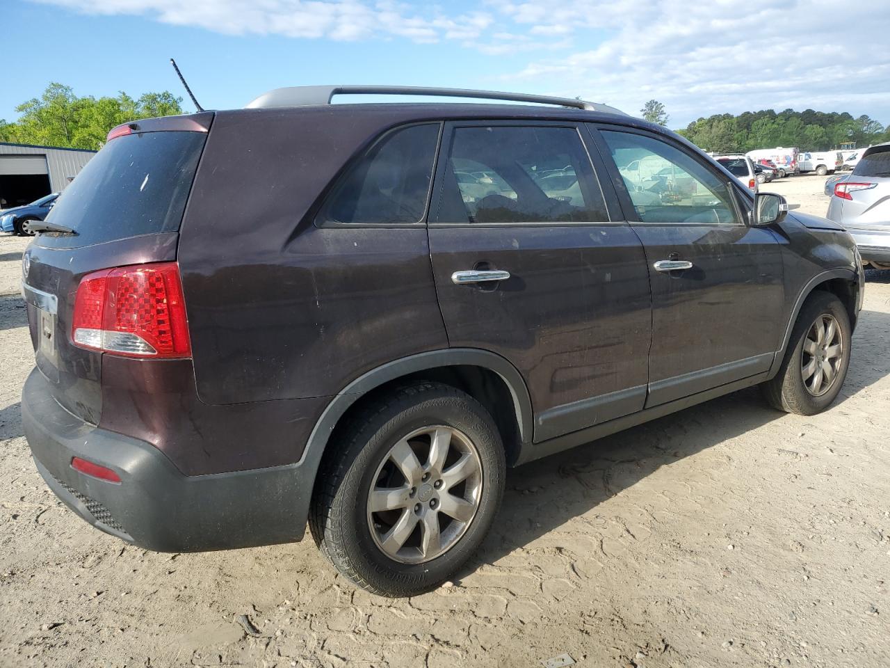 2013 KIA SORENTO