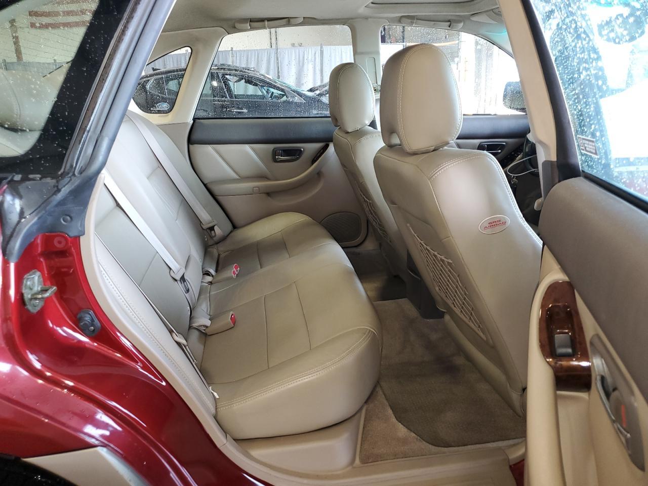 2002 SUBARU Legacy