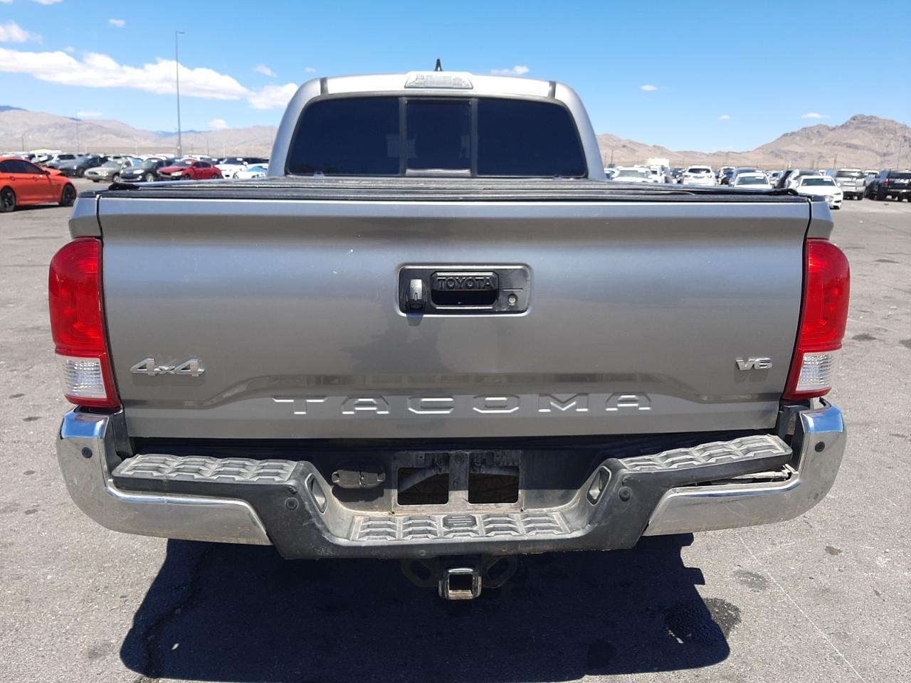 2016 TOYOTA TACOMA