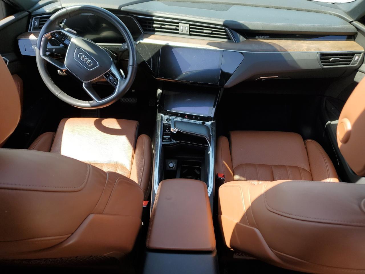 2021 AUDI e-tron Sportback