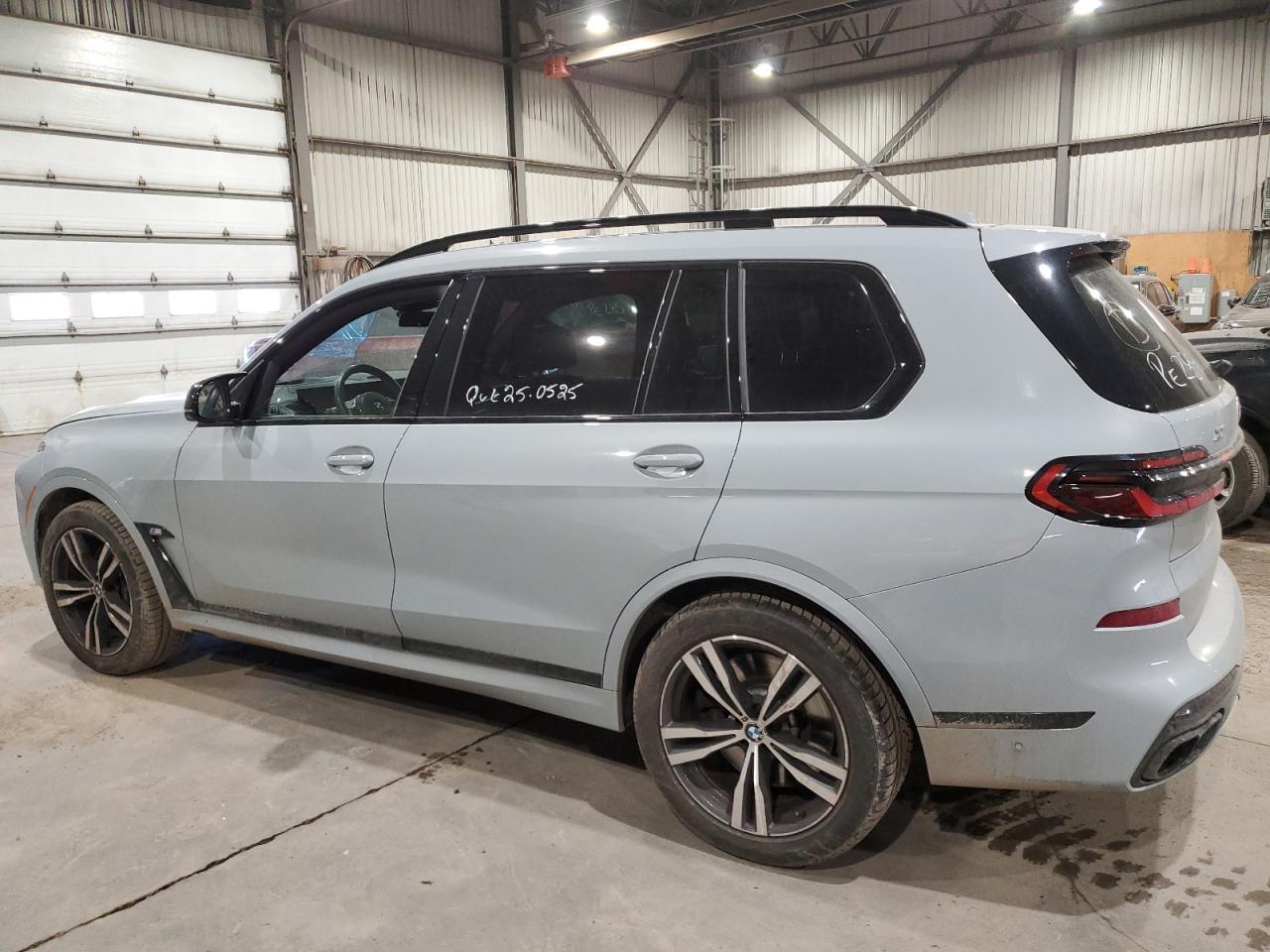 2024 BMW X7