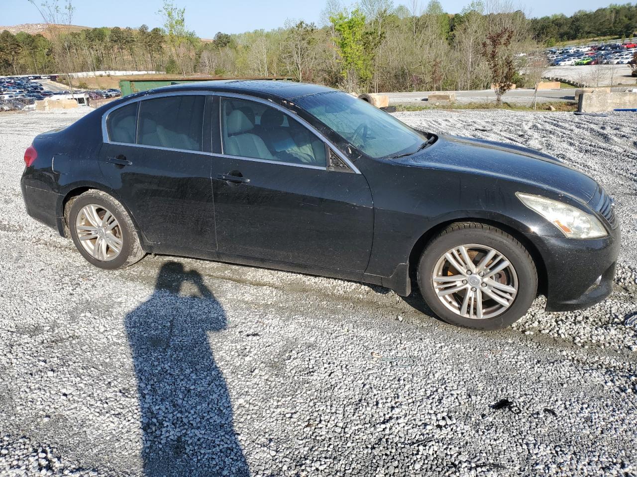 2011 INFINITI G37