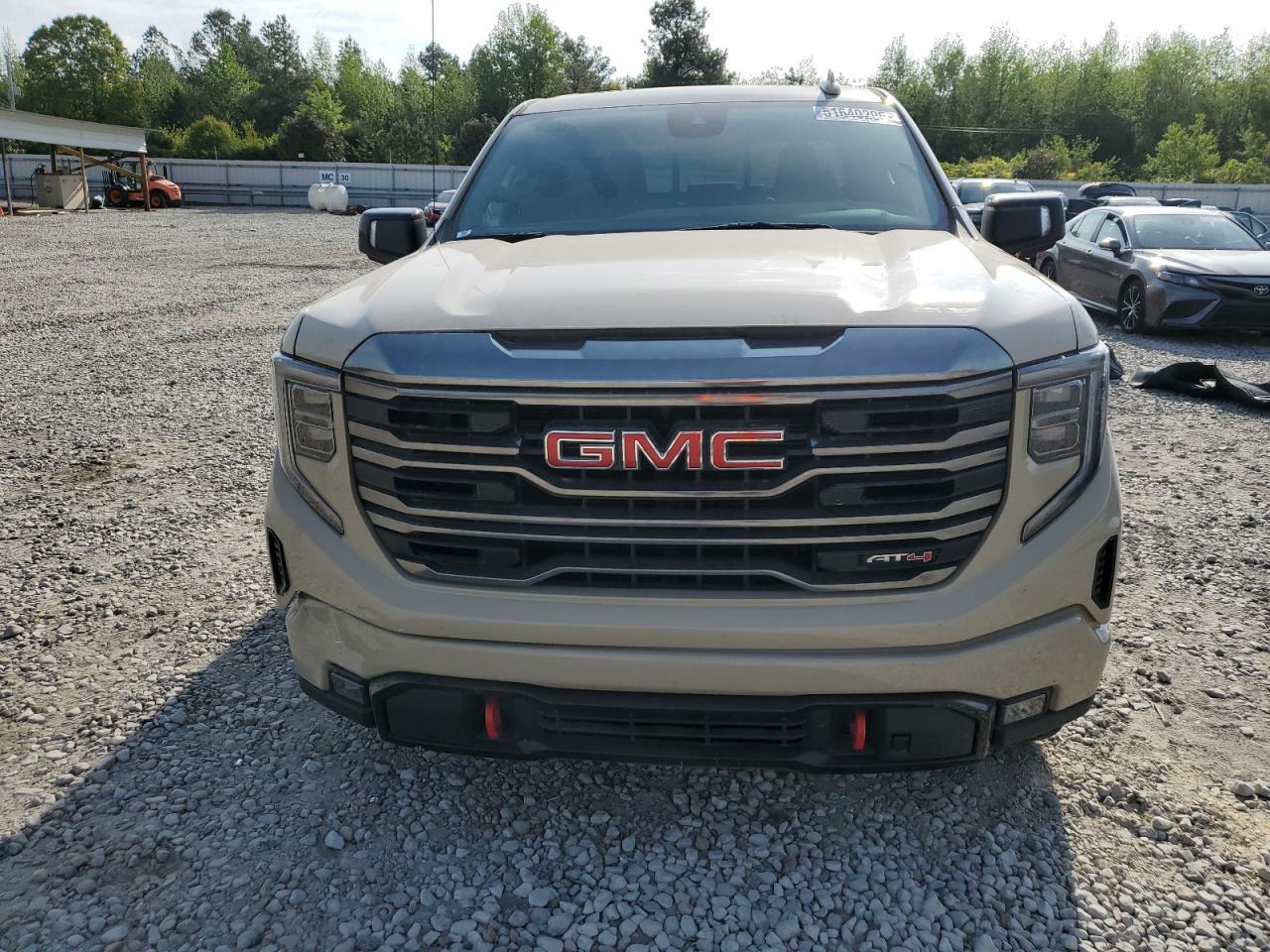 2022 GMC Sierra